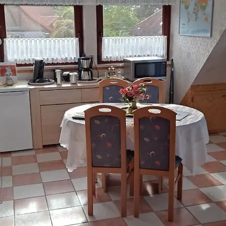 Papsdorf Apartament *